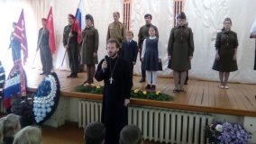 в Пржевальске прошёл торжественный митинг «Они прикрыли жизнь собою» - фото - 6